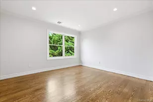 4 Corin Ct, Syosset, NY 11791 - Photo 26
