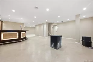 4 Corin Ct, Syosset, NY 11791 - Photo 34