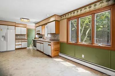 271 Wilson Boulevard, Islip, NY 11751 - Photo 8