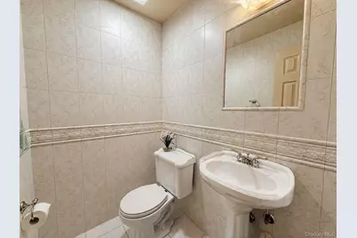 38 York Drive, New City, NY 10956 - Photo 8