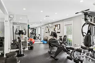 11 Club House Ct, Woodbury, NY 11797 - Photo 30