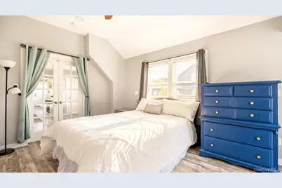 27 Wood Avenue, Patchogue, NY 11772 - Photo 10
