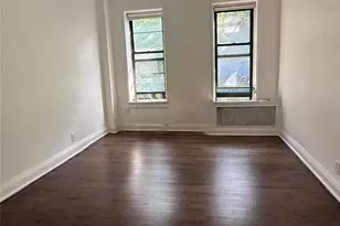 415 W 46th St, New York, NY 10036 - Photo 2