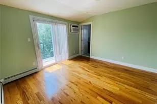 99-76 164th Ave, Howard Beach, NY 11414 - Photo 8