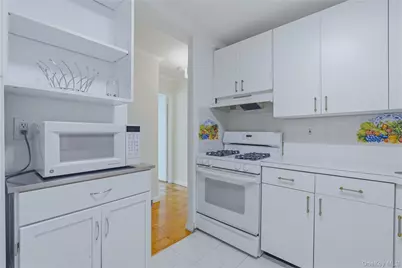 25 Franklin Avenue #6D, White Plains, NY 10601 - Photo 12