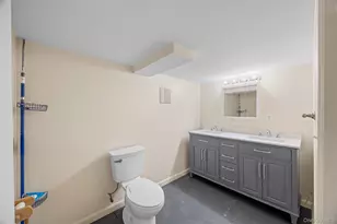 12 Lafko Dr, Poughkeepsie, NY 12603 - Photo 24