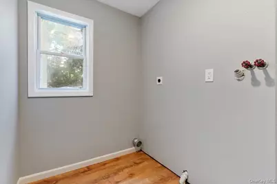 685 Horseblock Road, Brookhaven, NY 11719 - Photo 22