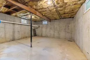 685 Horseblock Road, Brookhaven, NY 11719 - Photo 24