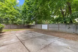 685 Horseblock Road, Brookhaven, NY 11719 - Photo 26