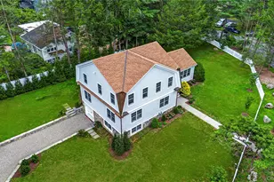 21 Twin Lakes Rd, South Salem, NY 10590 - Photo 2