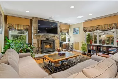 5 Kenwood Lane, Saint James, NY 11780 - Photo 20