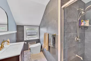 64 E Roe Blvd, Patchogue, NY 11788 - Photo 22