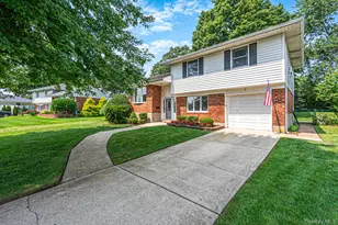 6 Keswick Dr, East Islip, NY 11730 - Photo 32