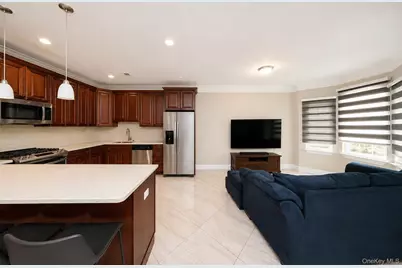 15 Wiltshire Ln, New York, NY 10309 - Photo 10