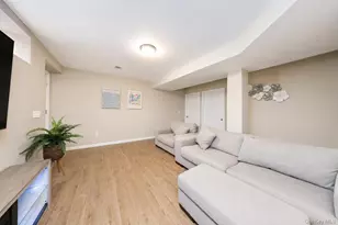15 Wiltshire Ln, New York, NY 10309 - Photo 14