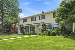 7 Herkimer Ave, Jericho, NY 11753 - Photo 2