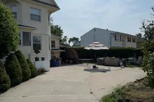 107 Whaley St, Freeport, NY 11520 - Photo 4