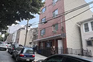 626 E 223rd St, Bronx, NY 10466 - Photo 1
