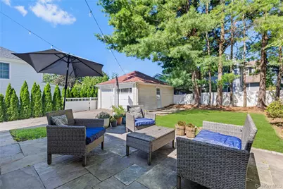 113 Brambach Road, Scarsdale, NY 10583 - Photo 26