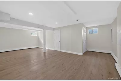 296 Westchester Avenue, West Babylon, NY 11704 - Photo 22