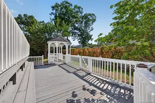 296 Westchester Ave, West Babylon, NY 11704 - Photo 24