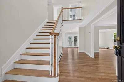 296 Westchester Avenue, West Babylon, NY 11704 - Photo 4