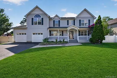 296 Westchester Avenue, West Babylon, NY 11704 - Photo 2