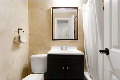 65-15 Alderton Street #5/F, Rego Park, NY 11374 - Photo 4