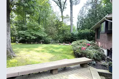 12 Robin Lane, Huntington, NY 11743 - Photo 24