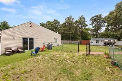 350 Hawkins Road, Centereach, NY 11720 - Photo 20