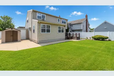 3 Laurie Drive, Farmingdale, NY 11735 - Photo 6