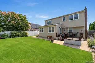 3 Laurie Dr, Farmingdale, NY 11735 - Photo 8
