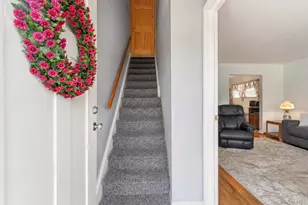 3 Laurie Dr, Farmingdale, NY 11735 - Photo 12