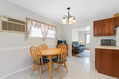 3 Laurie Drive, Farmingdale, NY 11735 - Photo 16