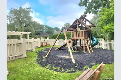 3905 Buttonwood Lane, Carmel, NY 10512 - Photo 2
