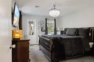 1009 Washington Green, New Windsor, NY 12553 - Photo 16