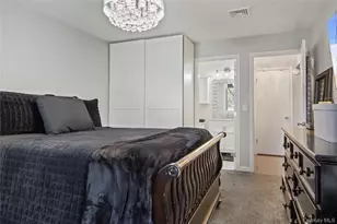 1009 Washington Green, New Windsor, NY 12553 - Photo 18