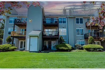 1009 Washington Green, New Windsor, NY 12553 - Photo 26