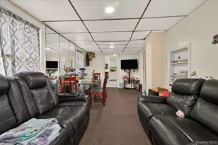 101 W 11th St, Huntington Station, NY 11746 - Photo 4
