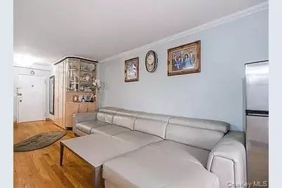 98-05 63rd Road #5E, Rego Park, NY 11374 - Photo 6