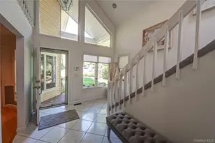5 Princess Tree Ct, Port Jefferson, NY 11777 - Photo 4