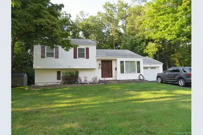 7 Windmill Lane, New City, NY 10956 - Photo 2