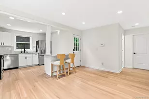 32 Red Oaks Mill Rd, Poughkeepsie, NY 12603 - Photo 12
