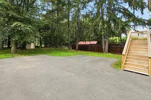 32 Red Oaks Mill Rd, Poughkeepsie, NY 12603 - Photo 36