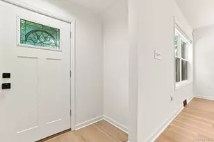 32 Red Oaks Mill Rd, Poughkeepsie, NY 12603 - Photo 4
