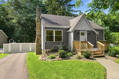 32 Red Oaks Mill Road, Poughkeepsie, NY 12603 - Photo 1