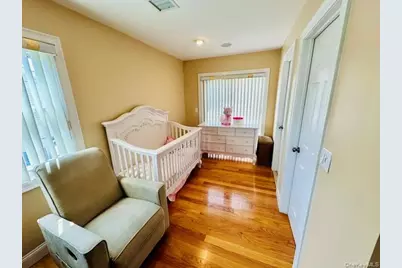 626 Wyngate Drive W, Valley Stream, NY 11580 - Photo 16