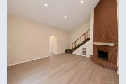 23 Weathervane Way, Warwick, NY 10990 - Photo 6