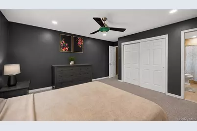 25 College Avenue #102, Nanuet, NY 10954 - Photo 18