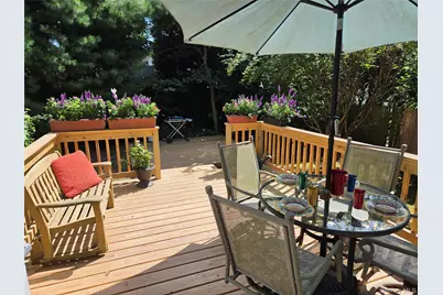 127 Cherry Avenue, West Sayville, NY 11796 - Photo 4